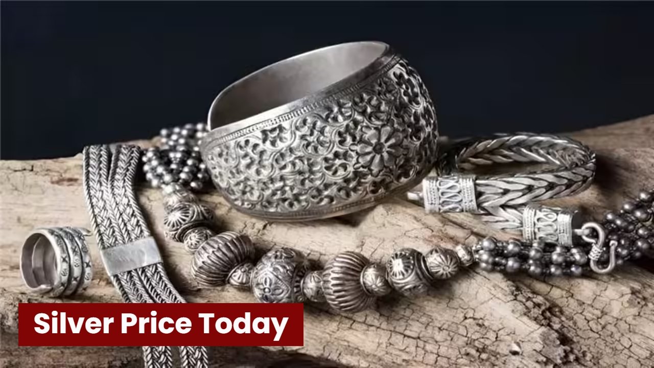 Silver Price Today Jumps ₹35,000 in 2 Days, MCX Rates Surge as Fed Meeting Nears